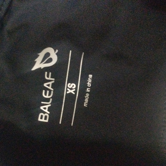 Women's Waistband Pocket Leggings - Picture 9 of 9